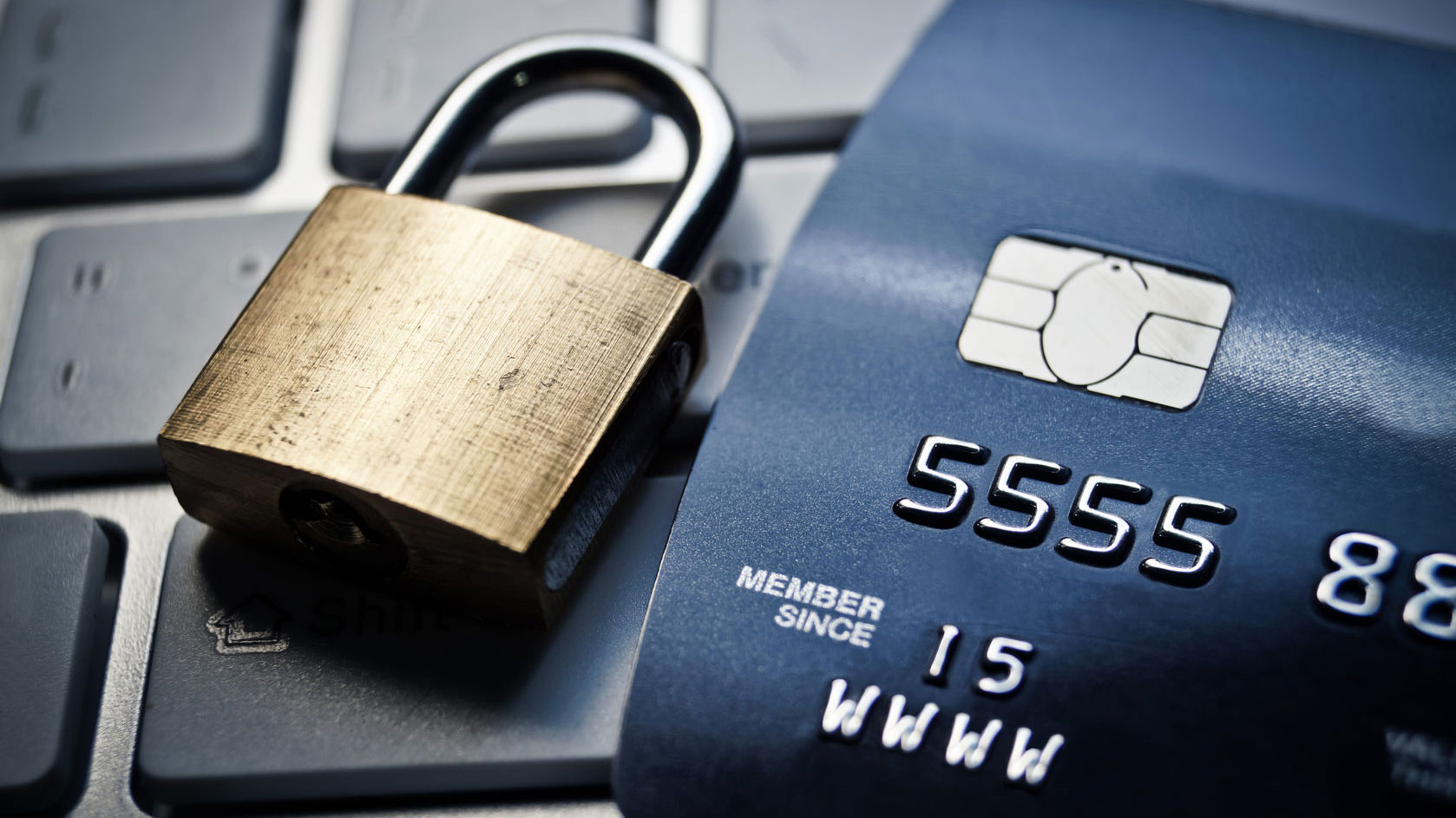 Банковско кредитная безопасность. Защита банковских карт. Блокировка банковских карт. Защита кредитных карт. Защита пластиковых карт.